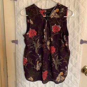 Sleeveless Zipper Blouse Medium